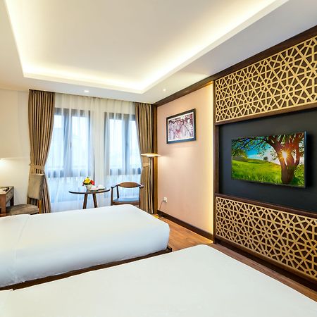Conifer Grand Hotel Hanoi Dış mekan fotoğraf