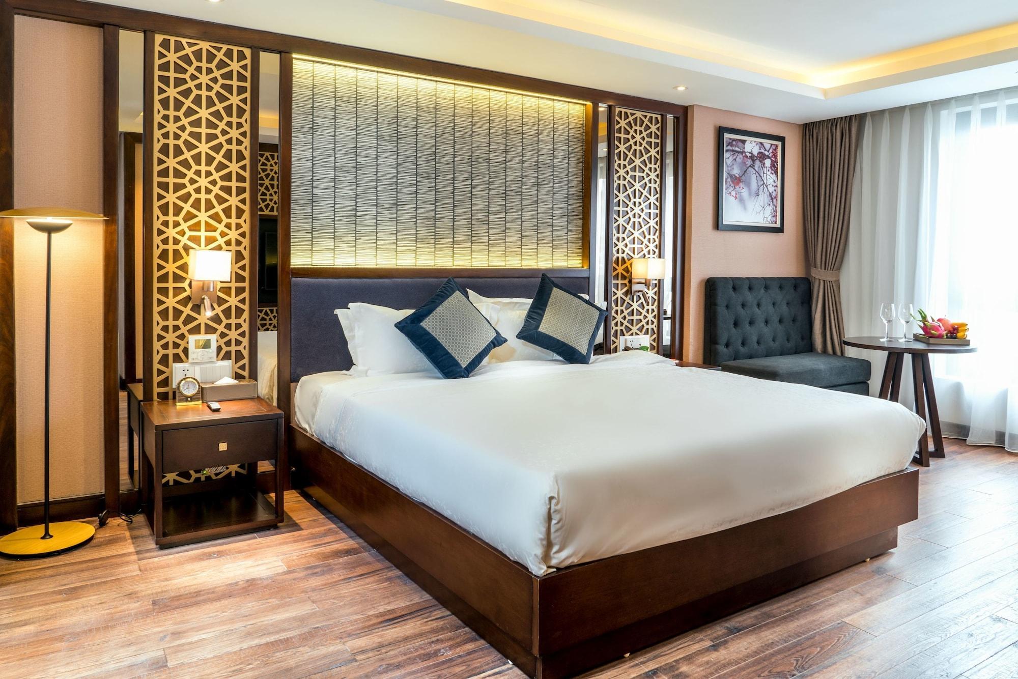 Conifer Grand Hotel Hanoi Dış mekan fotoğraf