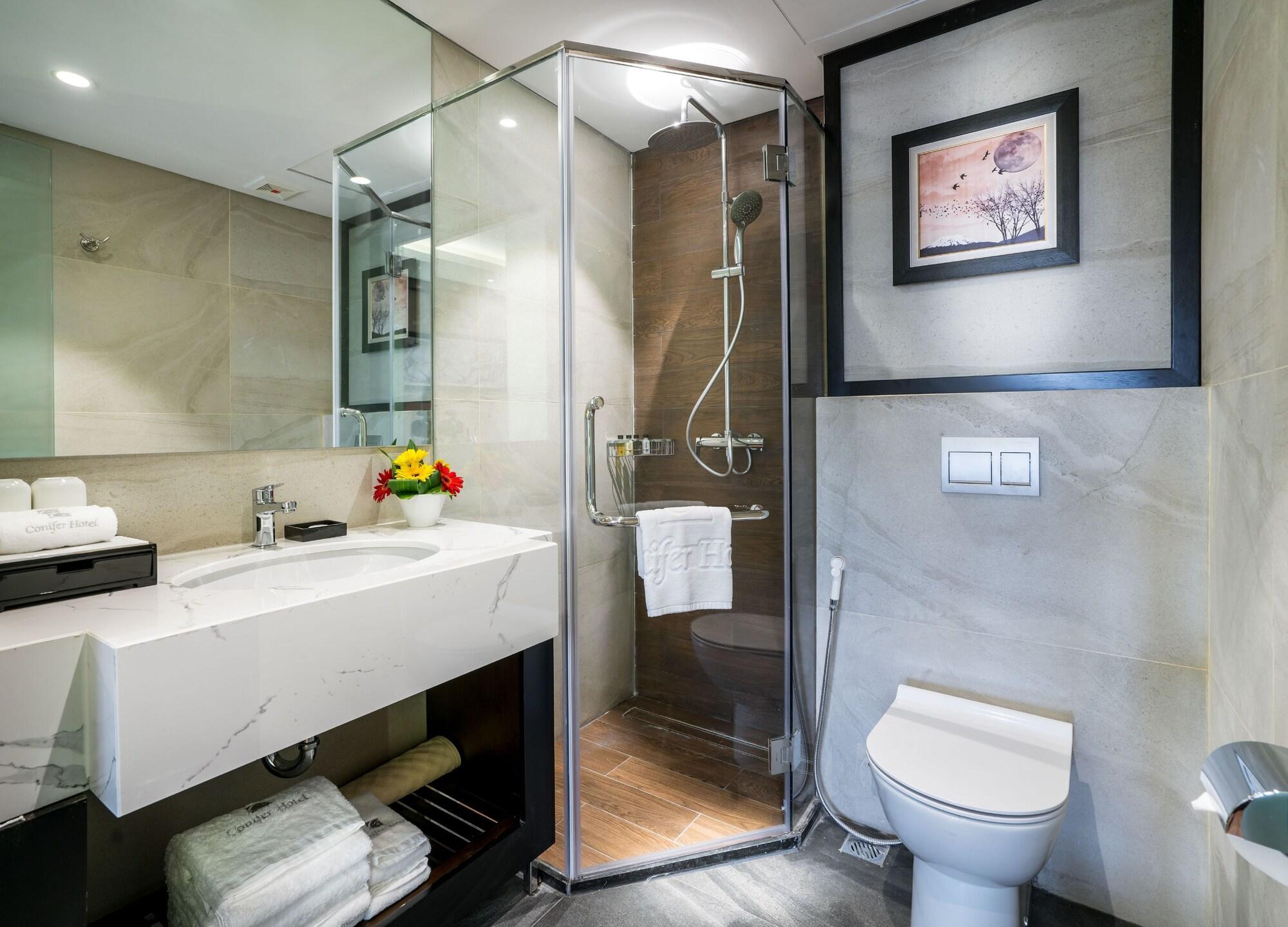 Conifer Grand Hotel Hanoi Dış mekan fotoğraf